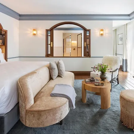 Ancora Cortina 5*