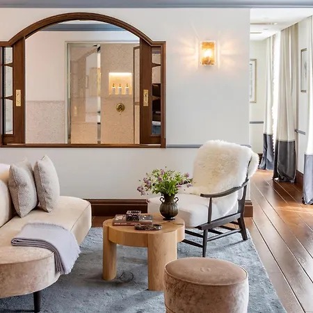 Ancora Cortina Hotell