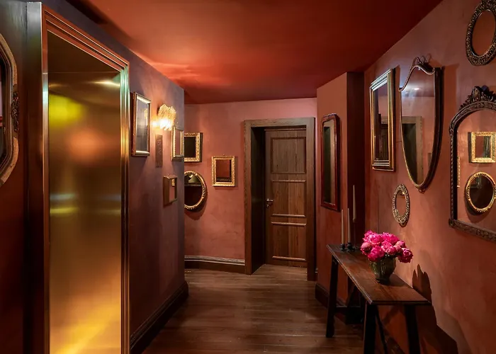 Ancora Cortina Hotel